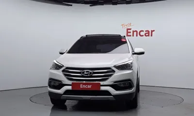 Hyundai Santafe 2016, 123643 км, за 8342.09 USD