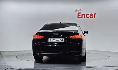 Hyundai Genesis 2016, 245324 км, за 4162.54 USD
