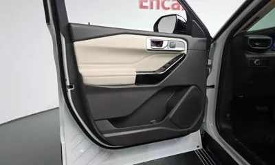 Ford Explorer 2021, 17632 км, за 24371.05 USD - фото 24
