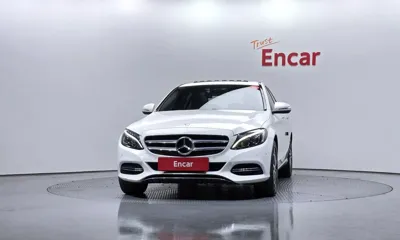 Mercedes-Benz C-Class 2015, 84009 км, за 7922.03 USD