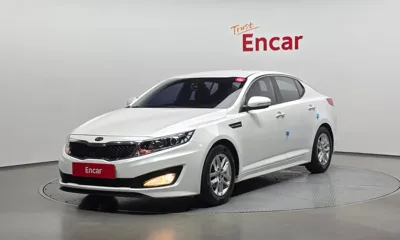 Kia K5 · 2012 год