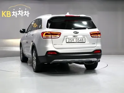 Kia Sorento 2016, 106944 км, за 6825.71 USD - фото 4