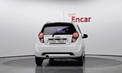 ChevroletGMDaewoo Spark 2014, 131968 км, за 1831.43 USD