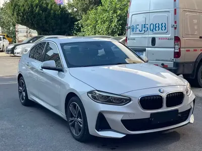 BMW 1 Series 2021, 80000 км, за 8960.98 USD