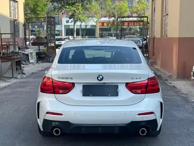 BMW 1 Series 2021, 80000 км, за 8960.98 USD