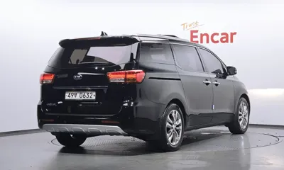 Kia Canival 2016, 123599 км, за 6435.67 USD