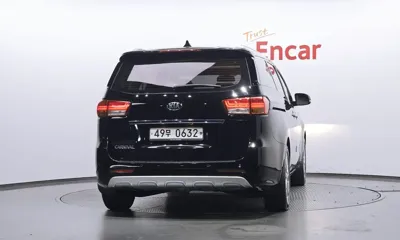 Kia Canival 2016, 123599 км, за 6435.67 USD