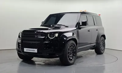 Land Rover Defender · 2026 год
