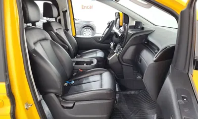 Hyundai Staria 2023, 53341 км, за 20578.55 USD - фото 26