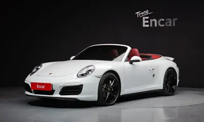 Porsche 911 · 2018 год