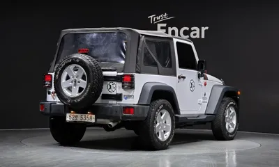 Jeep Wrangler 2017, 69508 км, за 12899.03 USD