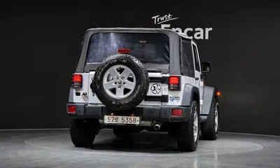 Jeep Wrangler 2017, 69508 км, за 12899.03 USD