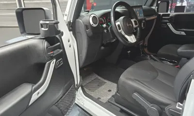 Jeep Wrangler 2017, 69508 км, за 12899.03 USD - фото 10