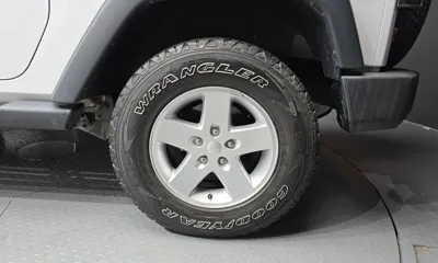 Jeep Wrangler 2017, 69508 км, за 12899.03 USD - фото 21