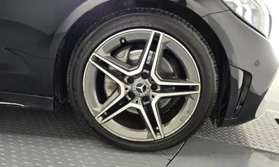 Mercedes-Benz C-Class 2020, 64964 км, за 17001.44 USD - фото 21