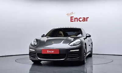 Porsche Panamera 2015, 177594 км, за 12603.39 USD