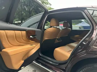 Lexus LS 2022, 92000 км, за 61799.86 USD - фото 6