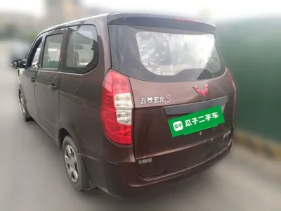 Wuling Hongguang 2015, 77500 км, за 2578 USD