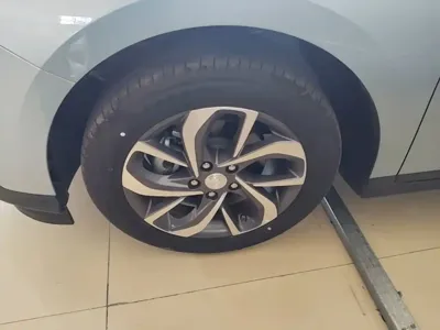 Buick Velite 6