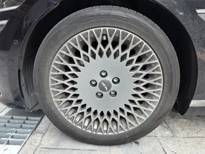 Genesis G80 2021, 41800 км, за 23631.35 USD