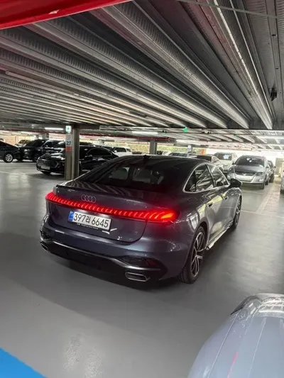 Audi A5 2025, 358 км, за 41026.65 USD