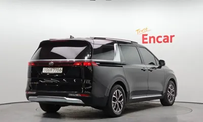 Kia Canival 2021, 65864 км, за 17509.08 USD