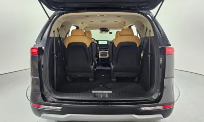 Kia Canival 2023, 23739 км, за 16187.64 USD - фото 20