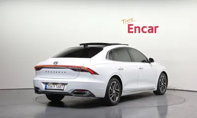 Hyundai Grandeur 2022, 101879 км, за 149.62 USD