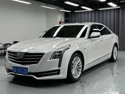 Cadillac CT6 · 2016 год