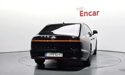 Hyundai Grandeur 2023, 27421 км, за 28013.04 USD