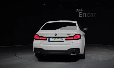 BMW 5-Series 2022, 48121 км, за 29139.05 USD