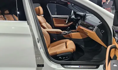 BMW 5-Series 2022, 48121 км, за 29139.05 USD - фото 11