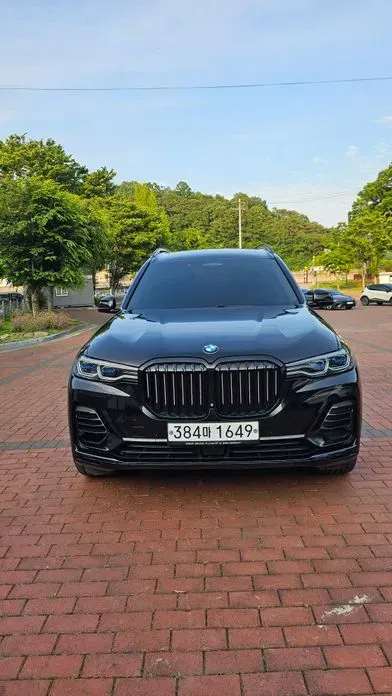 BMW X7 · 2019 год