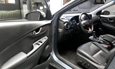 Hyundai Kona 2018, 52907 км, за 9823.06 USD - фото 10