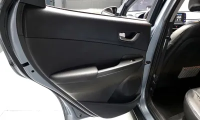 Hyundai Kona 2018, 52907 км, за 9823.06 USD - фото 25