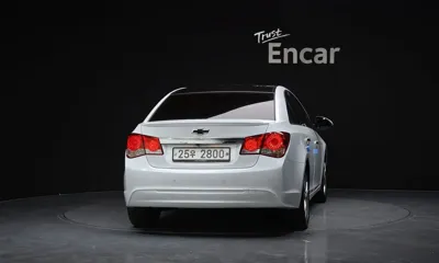 ChevroletGMDaewoo Cruze 2013, 71389 км, за 2049.18 USD