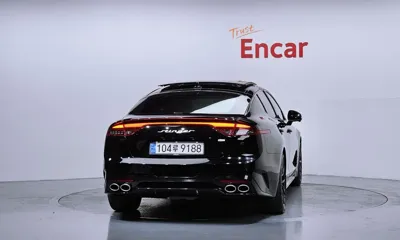 Kia Stinger 2023, 80378 км, за 24050.21 USD