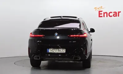 BMW X4 2024, 22772 км, за 65000.3 USD