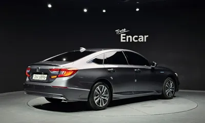 Honda Accord 2018, 83945 км, за 13062.89 USD