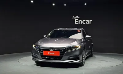 Honda Accord 2018, 83945 км, за 13062.89 USD