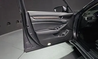 Honda Accord 2018, 83945 км, за 12964.18 USD - фото 24