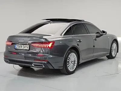 Audi A6 2021, 55923 км, за 21452.24 USD