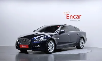 Jaguar XJ · 2016 год