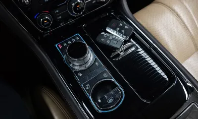 Jaguar XJ 2016, 194006 км, за 9706.85 USD - фото 9