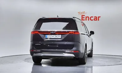 Kia Canival 2023, 29418 км, за 23055.69 USD