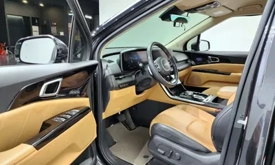 Kia Canival 2023, 29418 км, за 23055.69 USD - фото 11