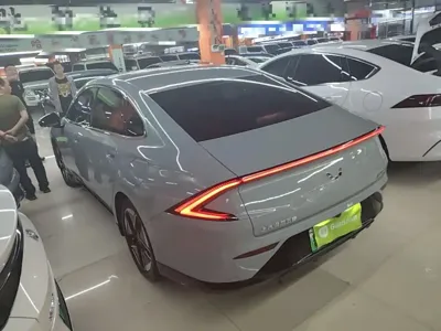 Wuling Xingguang 2025, 60400 км, за 10859.12 USD