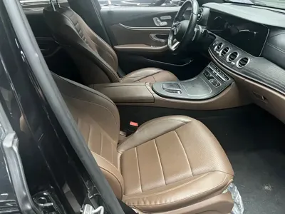Mercedes-Benz E-Class 2021, 63000 км, за 26166.36 USD - фото 9