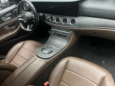 Mercedes-Benz E-Class 2021, 63000 км, за 26166.36 USD - фото 10