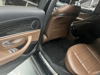 Mercedes-Benz E-Class 2021, 63000 км, за 26166.36 USD - фото 11
